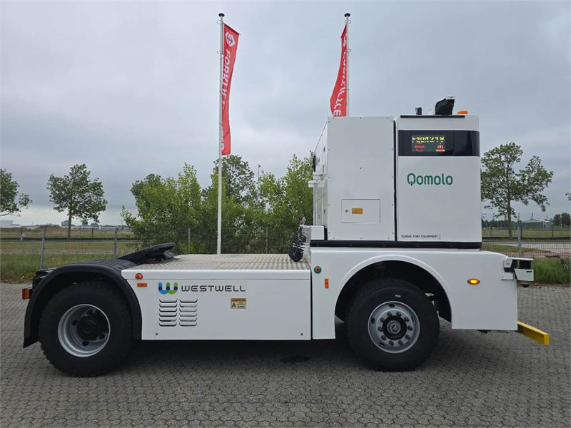 WESTWELL Autonomous Q-Truck Q084D - جرار المحطة: صورة 3 WESTWELL Autonomous Q-Truck Q084D - جرار المحطة: صورة 3