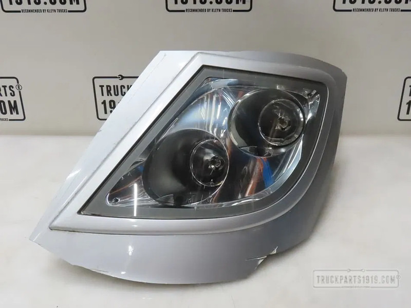 DAF 1784822 Lighting Skylight Li. - مصابيح الضباب - شاحنة: صورة 1 DAF 1784822 Lighting Skylight Li. - مصابيح الضباب - شاحنة: صورة 1