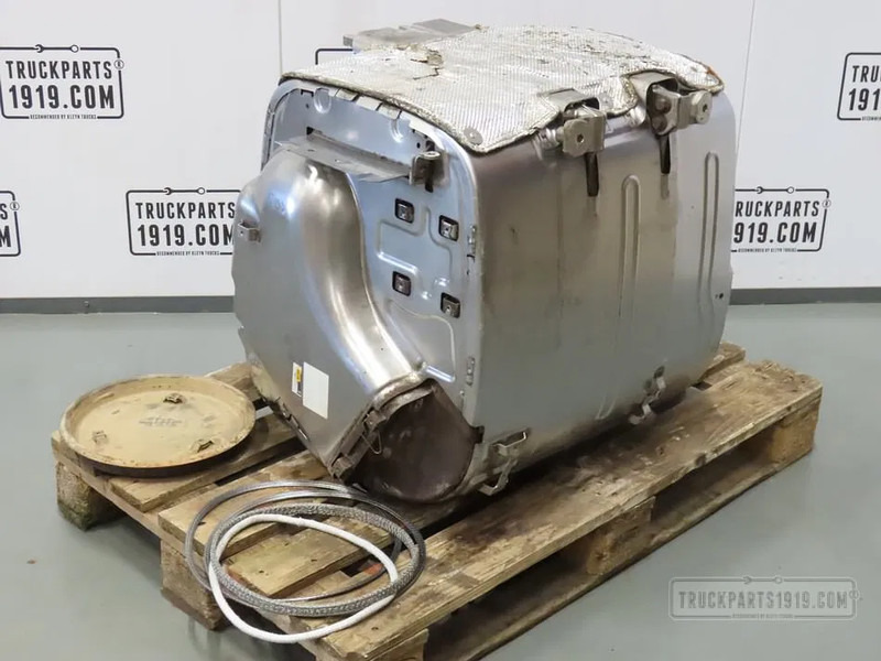 DAF 2300744 Katalysator DAF E6 Revisie - محول حفزي - شاحنة: صورة 1 DAF 2300744 Katalysator DAF E6 Revisie - محول حفزي - شاحنة: صورة 1