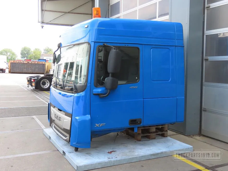 DAF Cabine XF Space Cab - الكابينة والداخلية - شاحنة: صورة 2 DAF Cabine XF Space Cab - الكابينة والداخلية - شاحنة: صورة 2