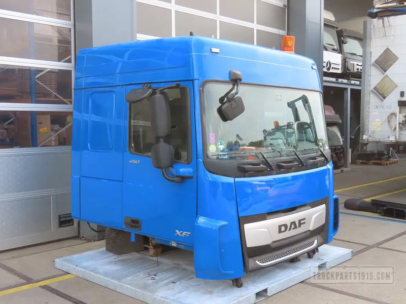 DAF Cabine XF Space Cab - الكابينة والداخلية - شاحنة: صورة 3 DAF Cabine XF Space Cab - الكابينة والداخلية - شاحنة: صورة 3