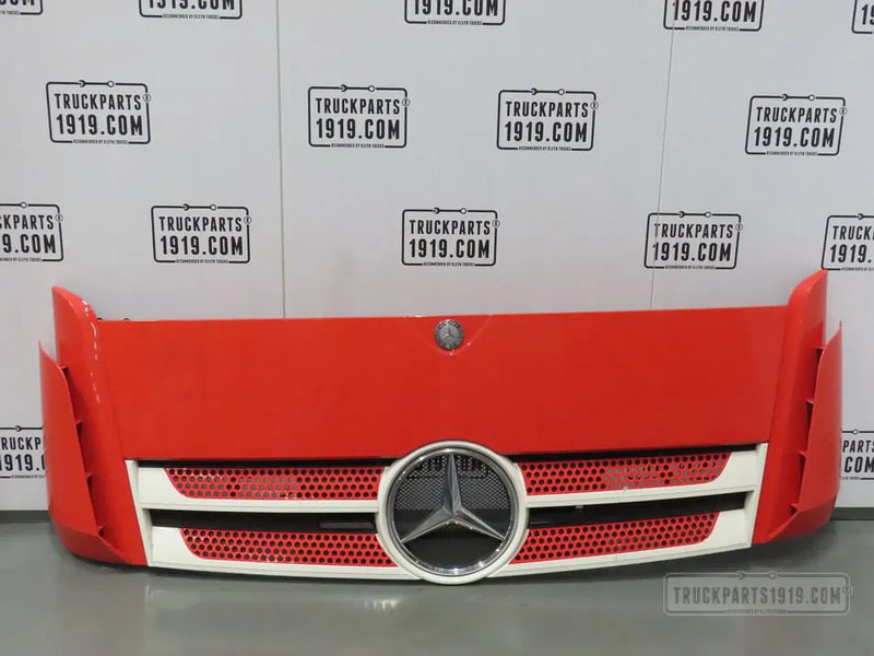 Mercedes-Benz Body & Chassis Parts Grille MB StreamSpace MP4 - غطاء محرك المركبة - شاحنة: صورة 1 Mercedes-Benz Body & Chassis Parts Grille MB StreamSpace MP4 - غطاء محرك المركبة - شاحنة: صورة 1