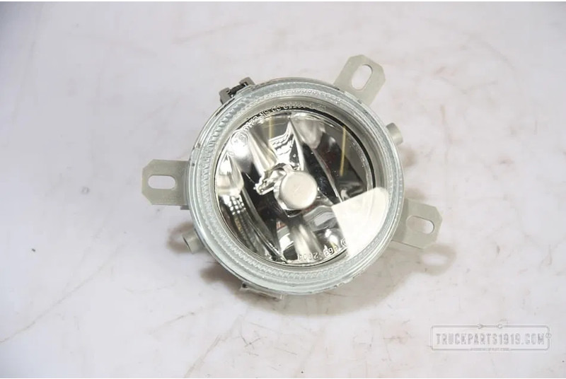 Renault Magnum 7420881197 Mistlamp - مصابيح الضباب - شاحنة: صورة 1 Renault Magnum 7420881197 Mistlamp - مصابيح الضباب - شاحنة: صورة 1