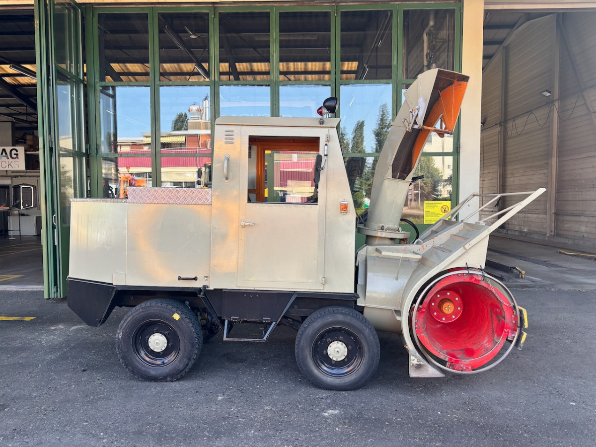 Marke Rolba R200 - آلية المنفعة/ مركبة خاصة: صورة 4 Marke Rolba R200 - آلية المنفعة/ مركبة خاصة: صورة 4