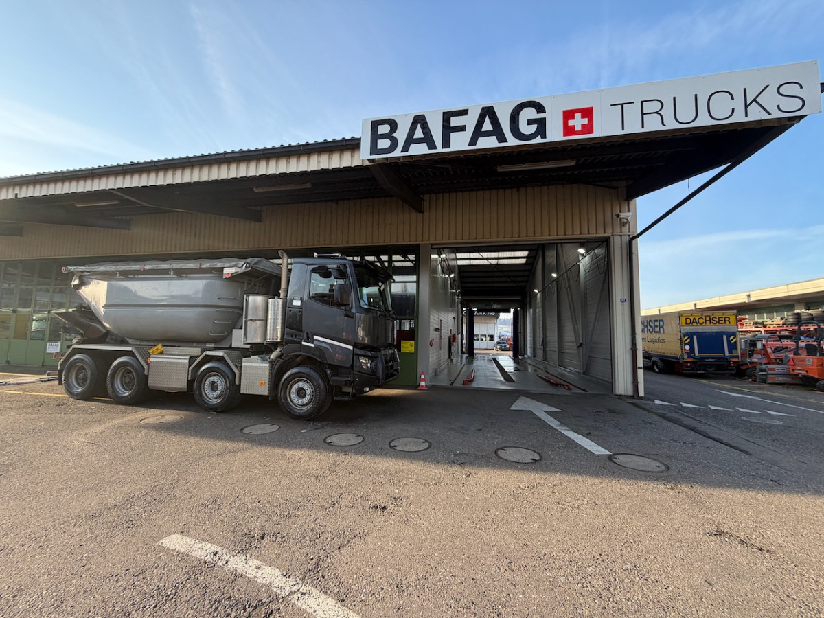 RENAULT C520 8x4 Wechselsystem Siloki + Kipper - شاحنة قلاب: صورة 4 RENAULT C520 8x4 Wechselsystem Siloki + Kipper - شاحنة قلاب: صورة 4