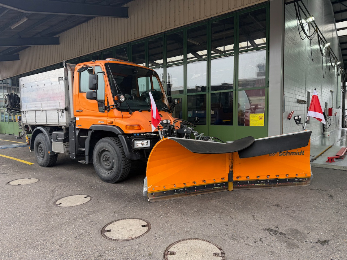 UNIMOG U300 - آلية المنفعة/ مركبة خاصة: صورة 1 UNIMOG U300 - آلية المنفعة/ مركبة خاصة: صورة 1