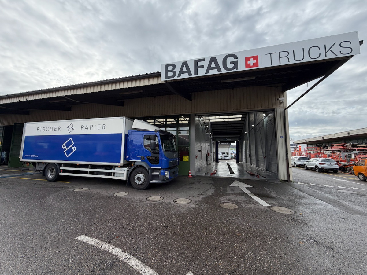 VOLVO FL-280 4x2R - شاحنة مقفلة: صورة 2 VOLVO FL-280 4x2R - شاحنة مقفلة: صورة 2