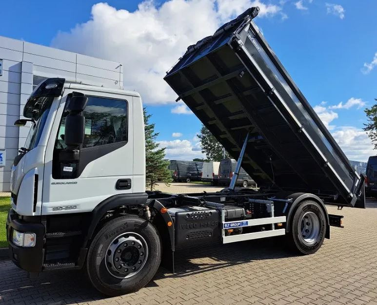 Iveco EUROCARGO ML180E28/P 3-Seiten Kipper 4x2 - شاحنة قلاب: صورة 2 Iveco EUROCARGO ML180E28/P 3-Seiten Kipper 4x2 - شاحنة قلاب: صورة 2