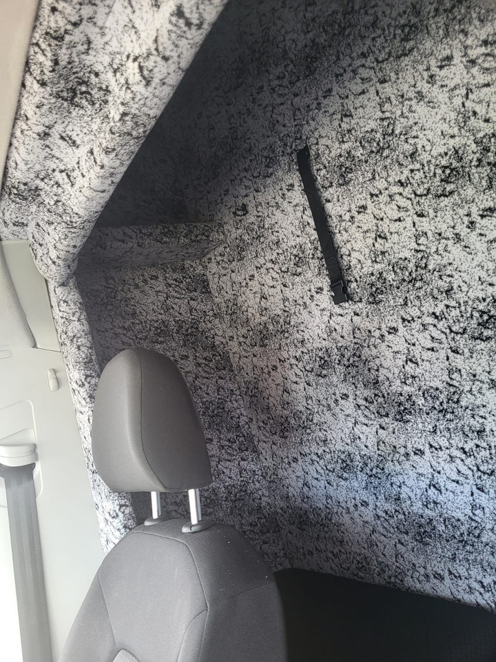 MAN TGE 3.180 Koffer mit Schlafbett - شاحنة مغلقة الصندوق, الشاحنات الصغيرة كابينة مزدوجة: صورة 5 MAN TGE 3.180 Koffer mit Schlafbett - شاحنة مغلقة الصندوق, الشاحنات الصغيرة كابينة مزدوجة: صورة 5