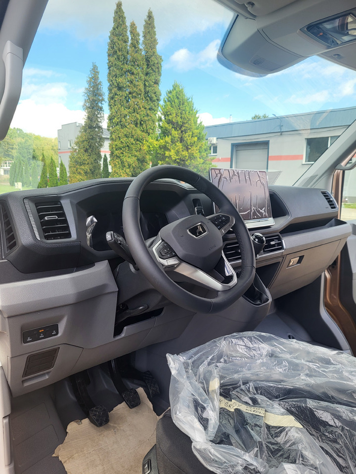 MAN TGE 3.180 Koffer mit Schlafbett - شاحنة مغلقة الصندوق, الشاحنات الصغيرة كابينة مزدوجة: صورة 3 MAN TGE 3.180 Koffer mit Schlafbett - شاحنة مغلقة الصندوق, الشاحنات الصغيرة كابينة مزدوجة: صورة 3