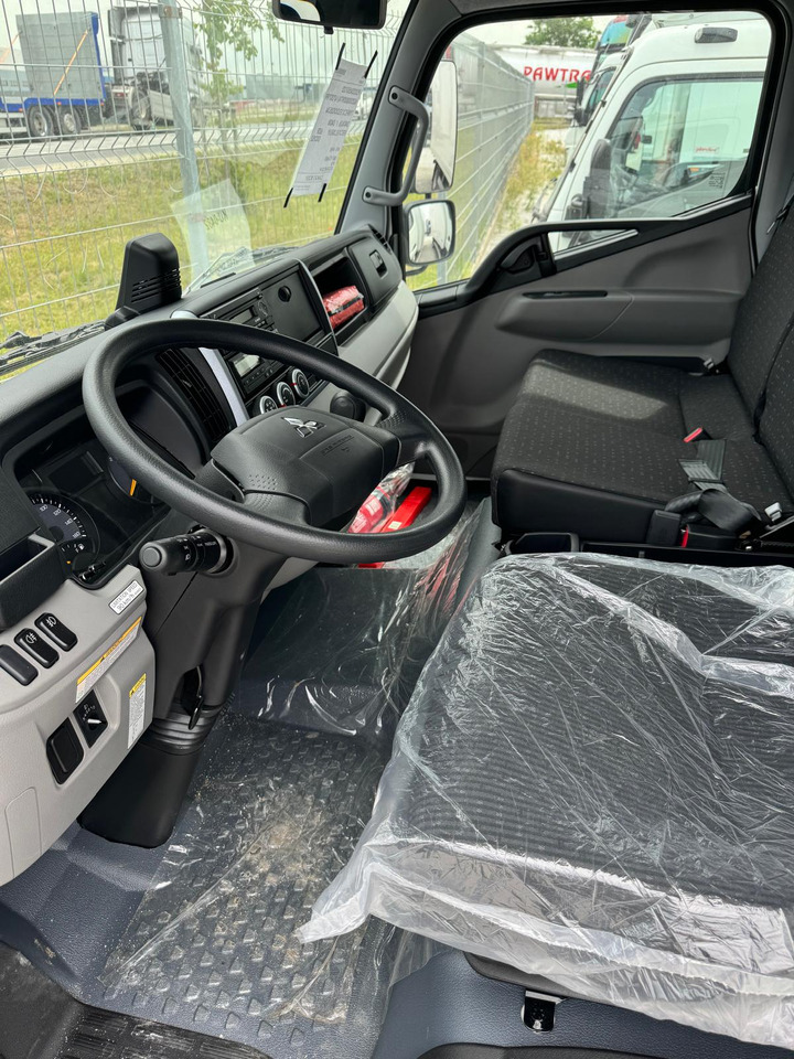 Mitsubishi Canter FUSO 70C18 Isotherm Koffer - شاحنة صندوق متساوي: صورة 3 Mitsubishi Canter FUSO 70C18 Isotherm Koffer - شاحنة صندوق متساوي: صورة 3