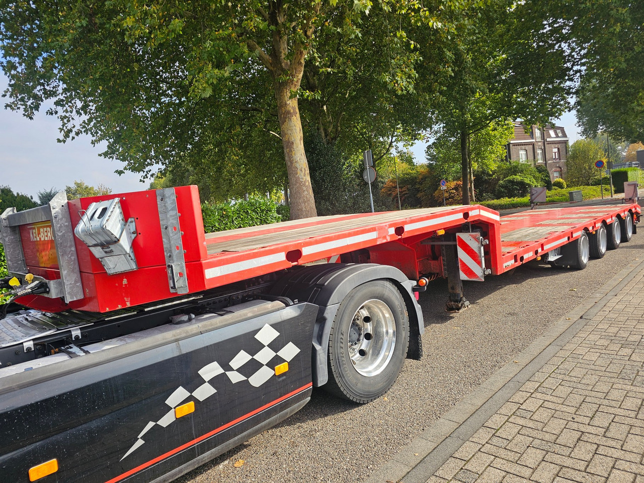 Kel-berg E50 S4 Telescopic - عربة منخفضة مسطحة نصف مقطورة: صورة 5 Kel-berg E50 S4 Telescopic - عربة منخفضة مسطحة نصف مقطورة: صورة 5