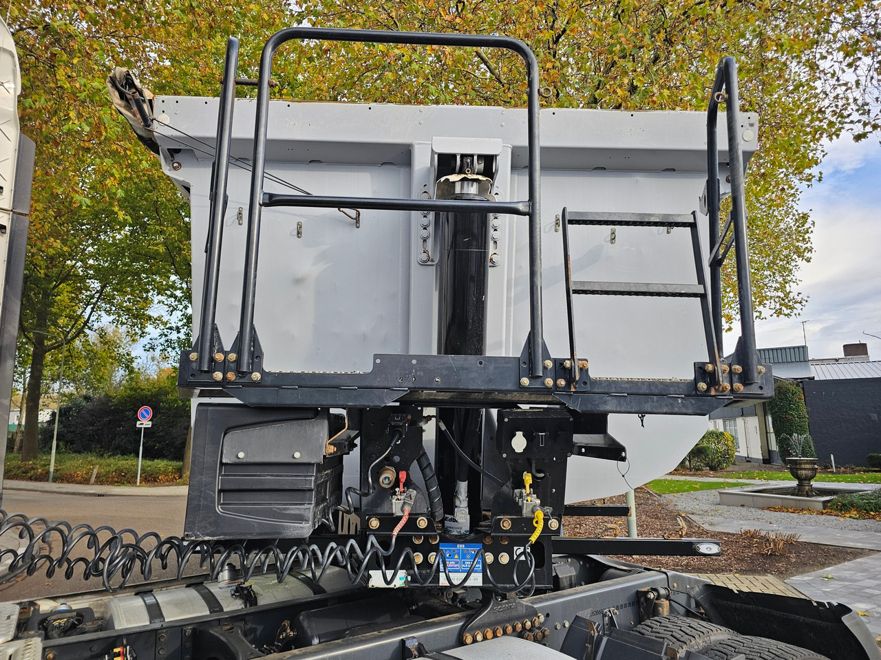 Kögel SKM24 - آليات: صورة 5 Kögel SKM24 - آليات: صورة 5