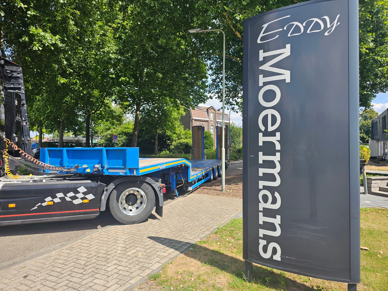 Nooteboom OSD-58-04V With Hydraulic Ramps - عربة منخفضة مسطحة نصف مقطورة: صورة 1 Nooteboom OSD-58-04V With Hydraulic Ramps - عربة منخفضة مسطحة نصف مقطورة: صورة 1