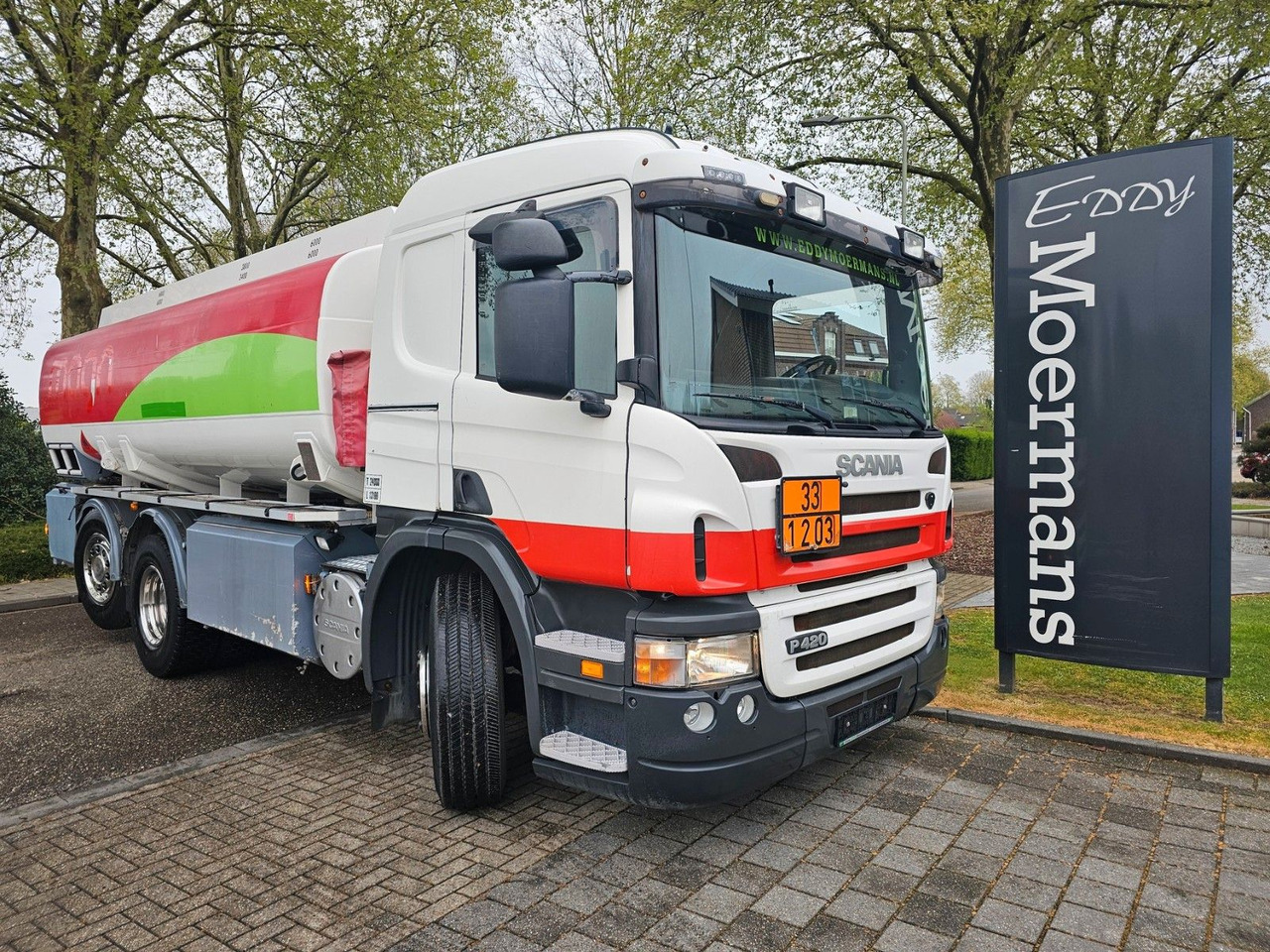Scania P420 6x2*4 Tank 16.400 Lt. - شاحنة صهريج: صورة 1 Scania P420 6x2*4 Tank 16.400 Lt. - شاحنة صهريج: صورة 1