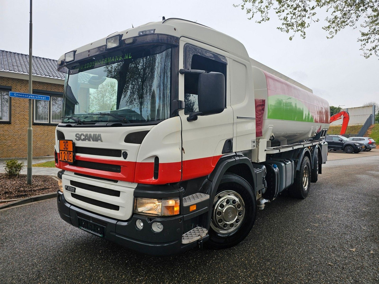 Scania P420 6x2*4 Tank 16.400 Lt. - شاحنة صهريج: صورة 3 Scania P420 6x2*4 Tank 16.400 Lt. - شاحنة صهريج: صورة 3