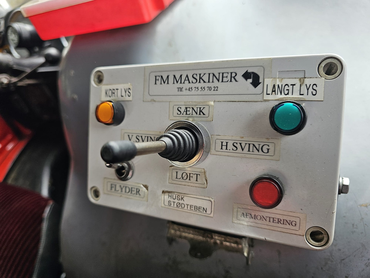 شاحنة كرين Unimog 406/U9000 4x4: صورة 19 شاحنة كرين Unimog 406/U9000 4x4: صورة 19