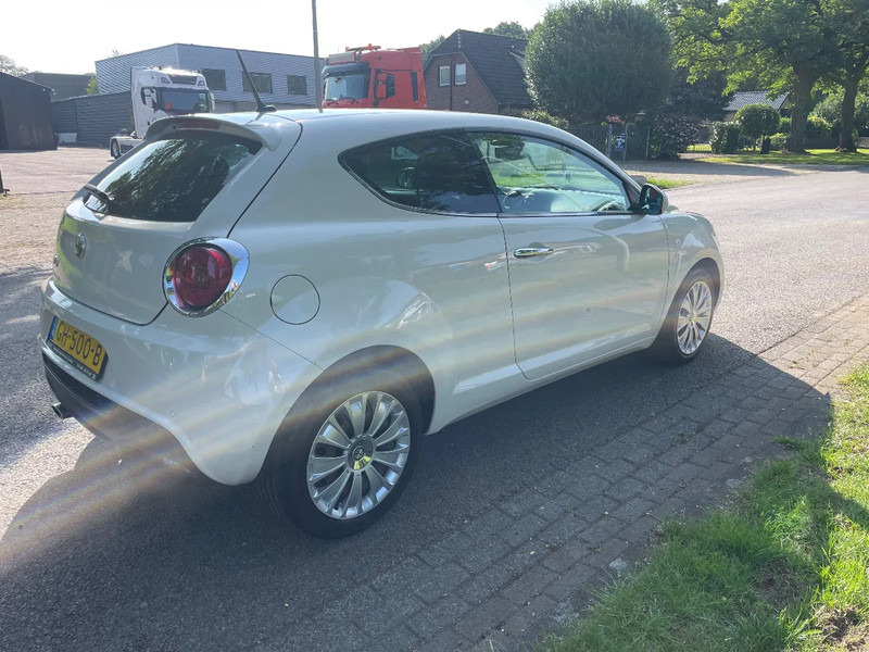Alfa Romeo MiTo ALFA MITO Diesel ZEER MOOI - هاتشباك: صورة 5 Alfa Romeo MiTo ALFA MITO Diesel ZEER MOOI - هاتشباك: صورة 5
