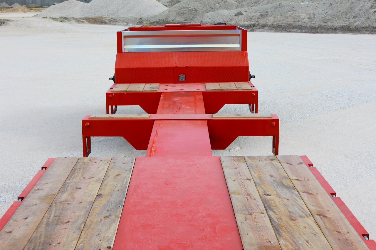 EMIRSAN 3 AXLE EXTENDABLE PLATFORM LOWBED - عربة منخفضة مسطحة نصف مقطورة: صورة 5 EMIRSAN 3 AXLE EXTENDABLE PLATFORM LOWBED - عربة منخفضة مسطحة نصف مقطورة: صورة 5