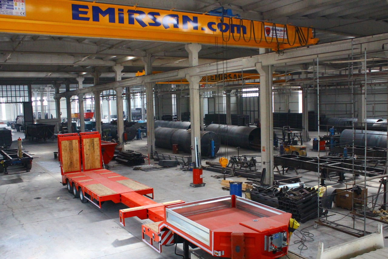 EMIRSAN Immediate Delivery From Stock - 3 Axle 60 Tons Capacity Lowbed - عربة منخفضة مسطحة نصف مقطورة: صورة 2 EMIRSAN Immediate Delivery From Stock - 3 Axle 60 Tons Capacity Lowbed - عربة منخفضة مسطحة نصف مقطورة: صورة 2