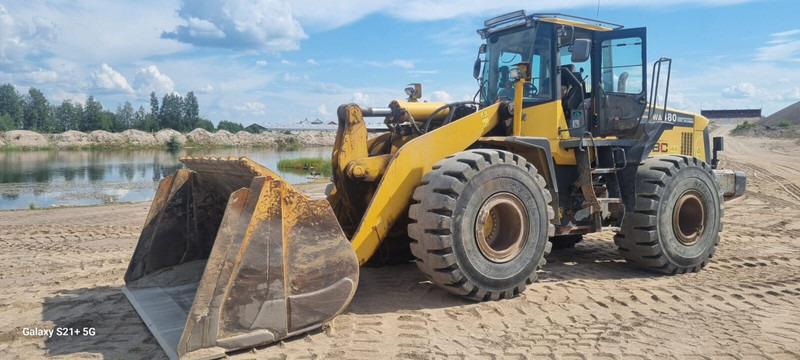 Komatsu WA480-5 - اللودر بعجل: صورة 1 Komatsu WA480-5 - اللودر بعجل: صورة 1