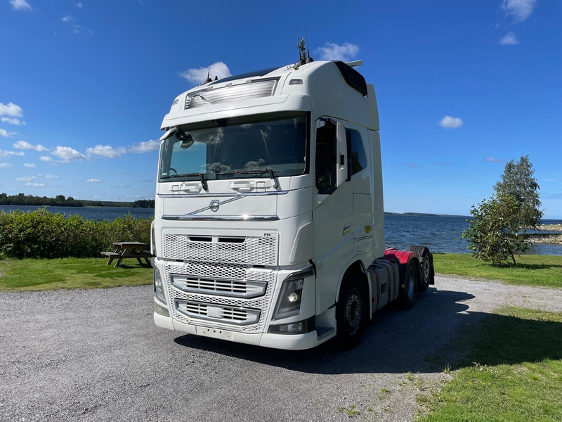 Volvo FH16 600 - وحدة جر: صورة 1 Volvo FH16 600 - وحدة جر: صورة 1