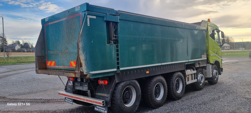 Volvo FH16 650 - شاحنة قلاب: صورة 4 Volvo FH16 650 - شاحنة قلاب: صورة 4
