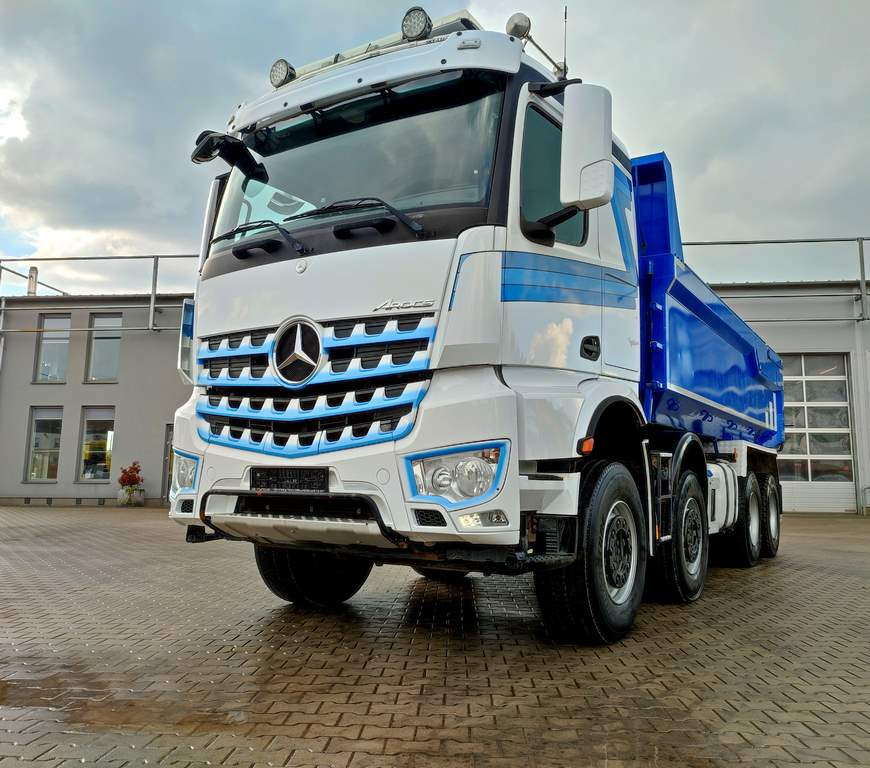 Mercedes-Benz Arocs 4151 - شاحنة قلاب: صورة 2 Mercedes-Benz Arocs 4151 - شاحنة قلاب: صورة 2