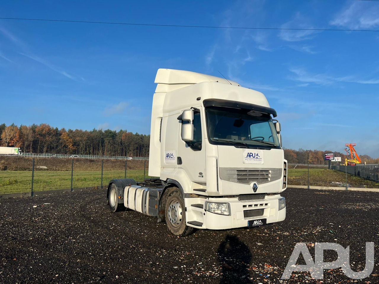 Renault Premium 460.19 T 4×2 - وحدة جر: صورة 3 Renault Premium 460.19 T 4×2 - وحدة جر: صورة 3