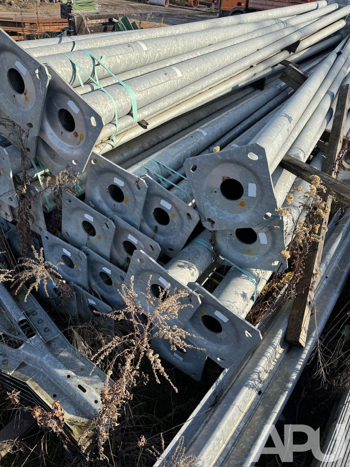 معدات البناء Słupy CC9m 60/186/3 tj 9 metrów: صورة 13 معدات البناء Słupy CC9m 60/186/3 tj 9 metrów: صورة 13