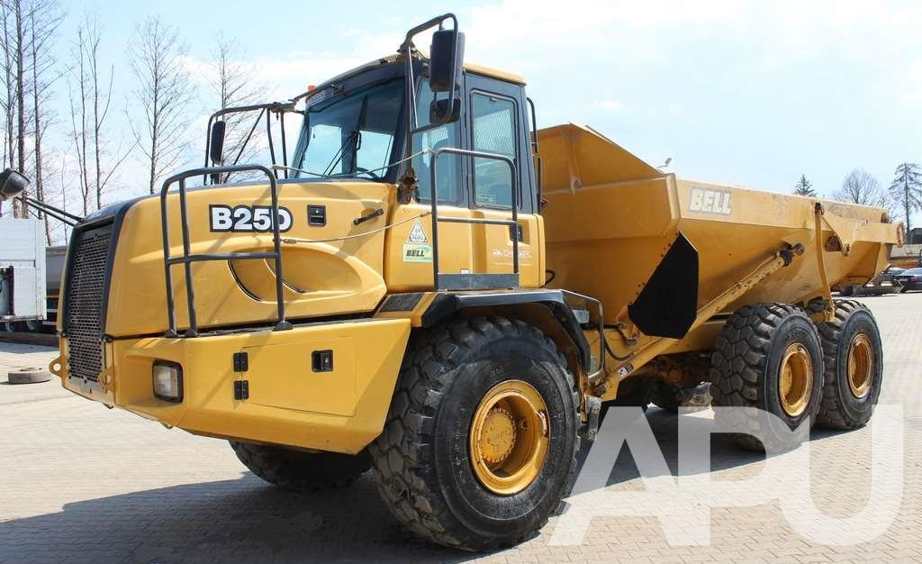 WOZIDŁO Bell ADT B25D 6×6 - شاحنة قلاب مفصلية: صورة 1 WOZIDŁO Bell ADT B25D 6×6 - شاحنة قلاب مفصلية: صورة 1
