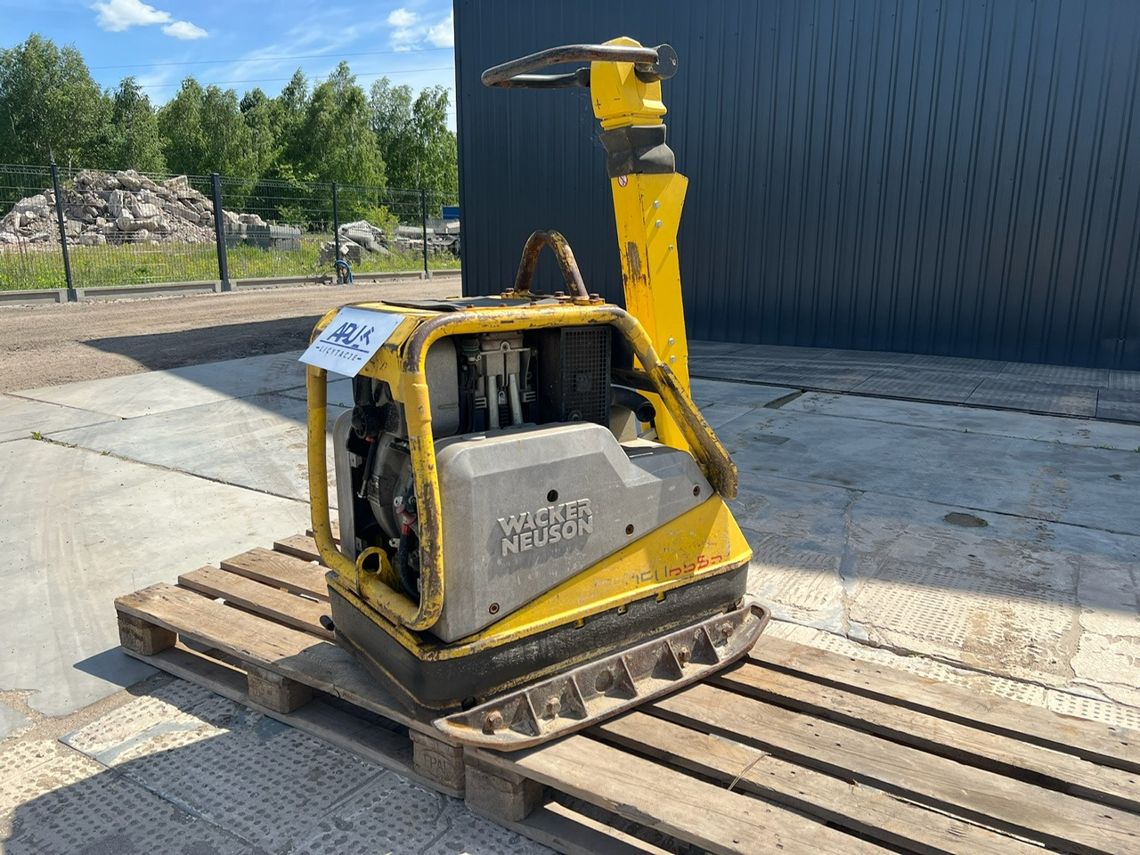 Zagęszczarka WACKER NEUSON - لوحة اهتزازية: صورة 4 Zagęszczarka WACKER NEUSON - لوحة اهتزازية: صورة 4