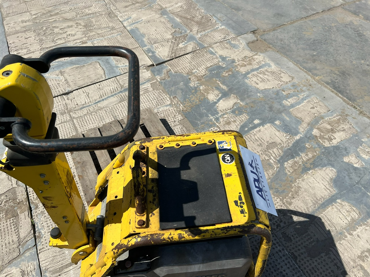 Zagęszczarka WACKER NEUSON - لوحة اهتزازية: صورة 2 Zagęszczarka WACKER NEUSON - لوحة اهتزازية: صورة 2