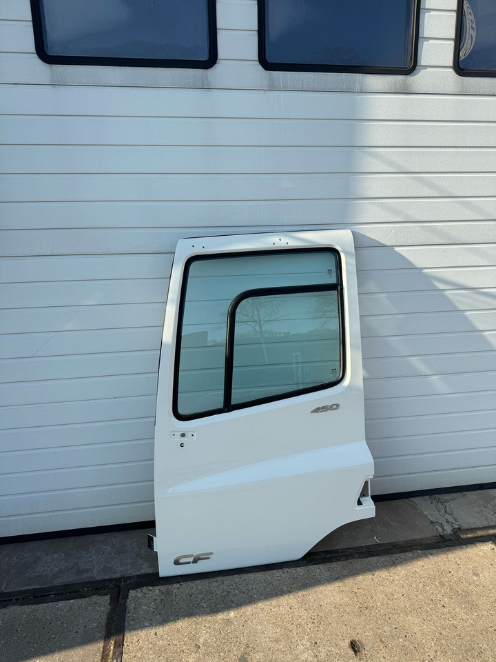 DAF CF EURO 6 PORTIER LINKS COMPLEET 1950970A6 - باب و قطع الغيار - شاحنة: صورة 1 DAF CF EURO 6 PORTIER LINKS COMPLEET 1950970A6 - باب و قطع الغيار - شاحنة: صورة 1