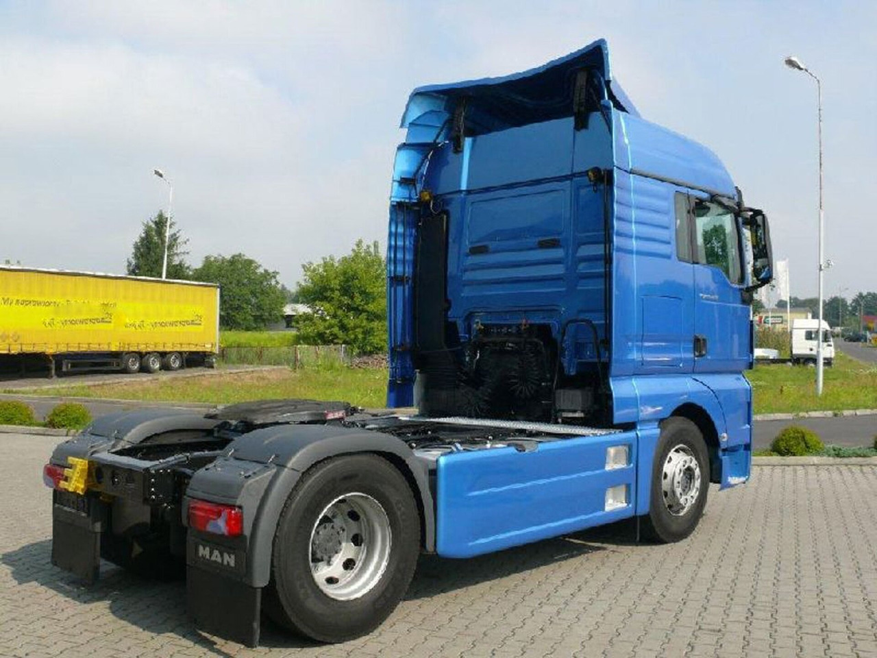 MAN TGA TGX ZIJSKIRT SET WB 3600MM EURO 3-5 PRIMER 000078 - هيكل السيارة الخارجية - شاحنة: صورة 4 MAN TGA TGX ZIJSKIRT SET WB 3600MM EURO 3-5 PRIMER 000078 - هيكل السيارة الخارجية - شاحنة: صورة 4