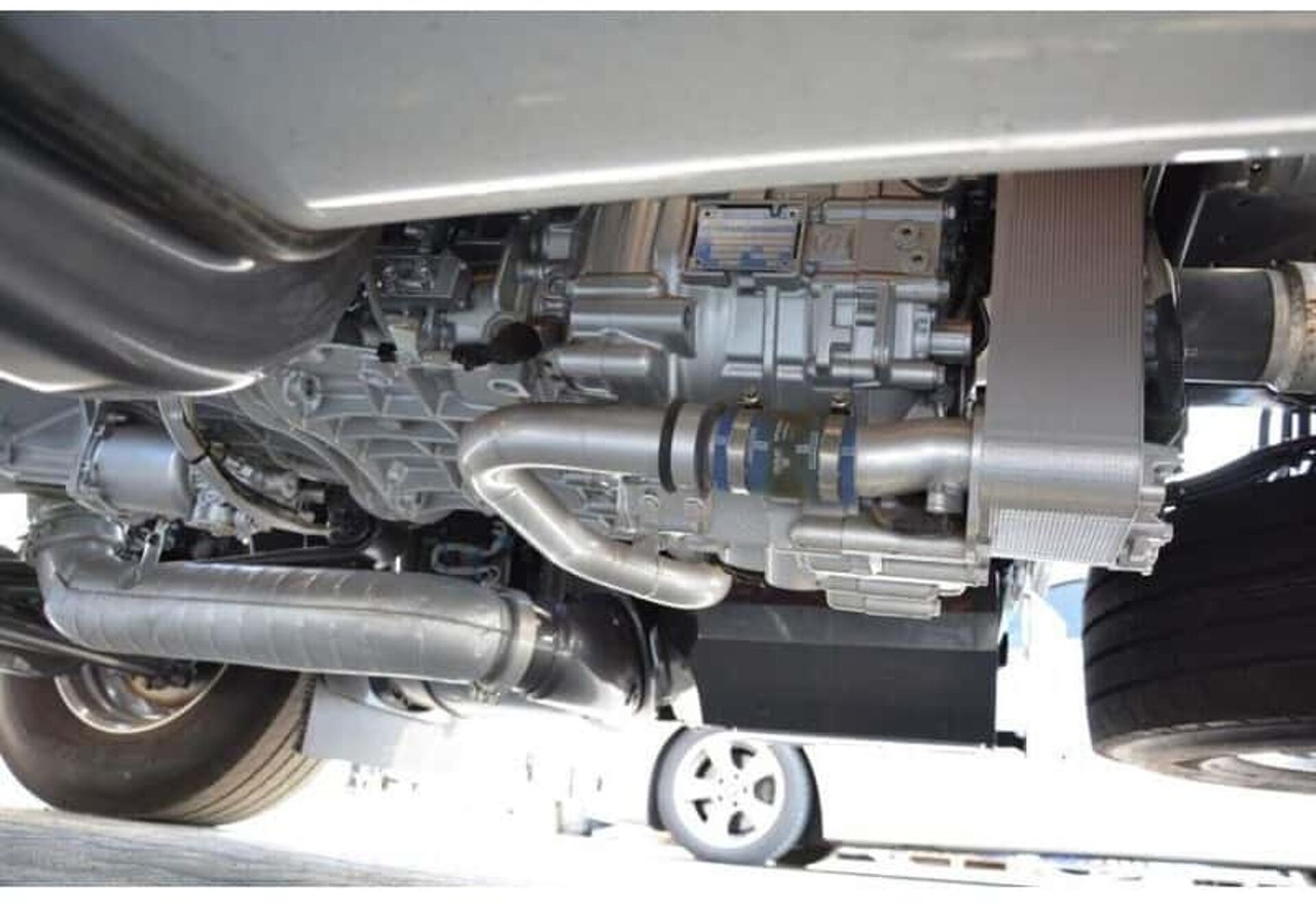 Nieuwe ZF12S2331TD DAF XF106 handbak - صندوق التروس - شاحنة: صورة 1 Nieuwe ZF12S2331TD DAF XF106 handbak - صندوق التروس - شاحنة: صورة 1