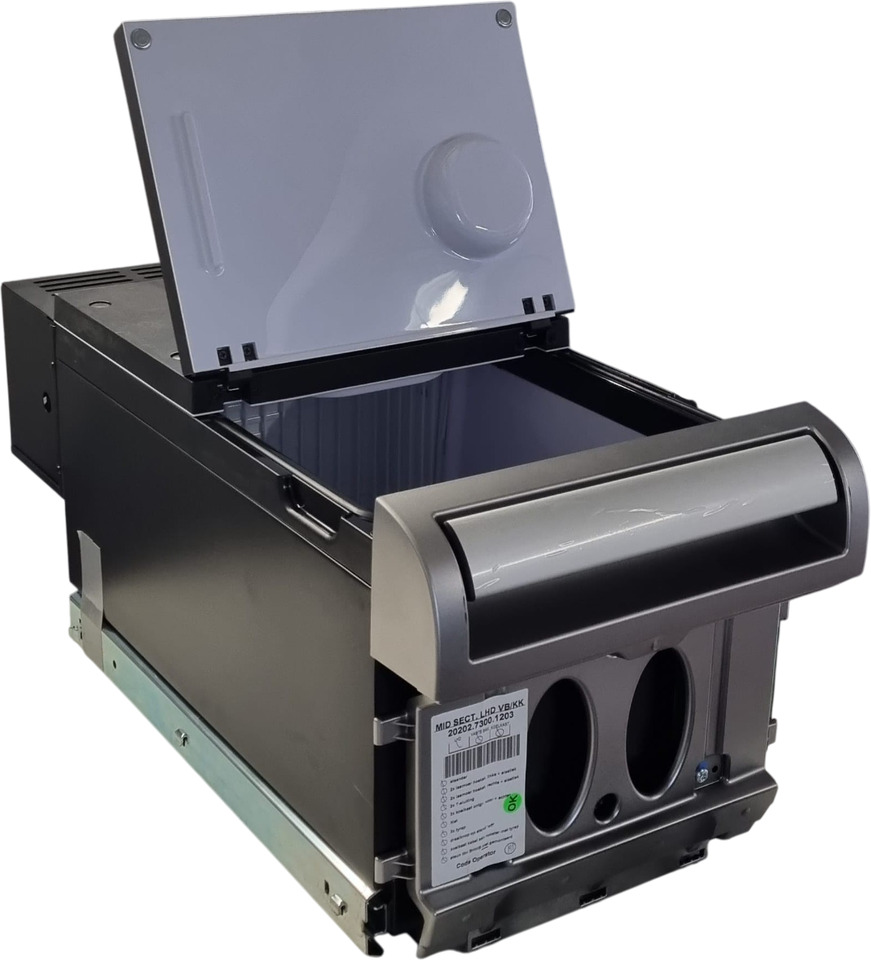 VRIEZER DAF XF EURO 6 KOELBOX 40 LTR 2133309 - الكابينة والداخلية - شاحنة: صورة 2 VRIEZER DAF XF EURO 6 KOELBOX 40 LTR 2133309 - الكابينة والداخلية - شاحنة: صورة 2