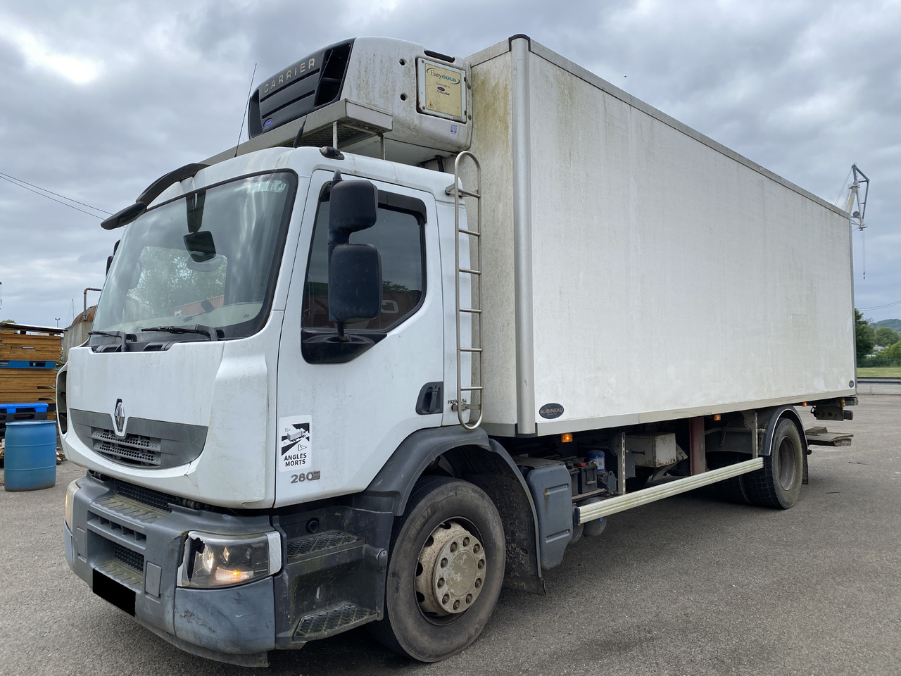 RENAULT PREMIUM 280 - شاحنة الفريزر: صورة 1 RENAULT PREMIUM 280 - شاحنة الفريزر: صورة 1