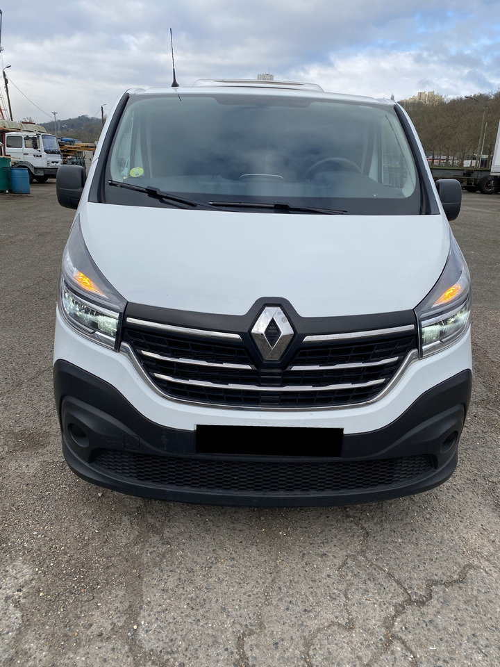 RENAULT TRAFIC FRIGORIFIQUE PORTE LATERALE - شاحنة مُبرّدة للتوصيل: صورة 2 RENAULT TRAFIC FRIGORIFIQUE PORTE LATERALE - شاحنة مُبرّدة للتوصيل: صورة 2