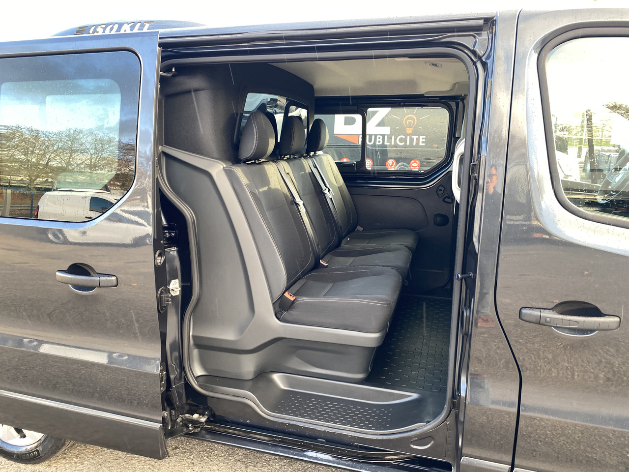 Renault Trafic trafic - شاحنة مُبرّدة للتوصيل, الشاحنات الصغيرة كابينة مزدوجة: صورة 4 Renault Trafic trafic - شاحنة مُبرّدة للتوصيل, الشاحنات الصغيرة كابينة مزدوجة: صورة 4