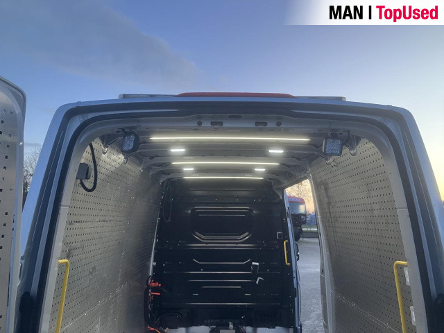 فان MAN TGE 3.180 4X2F SB: صورة 6