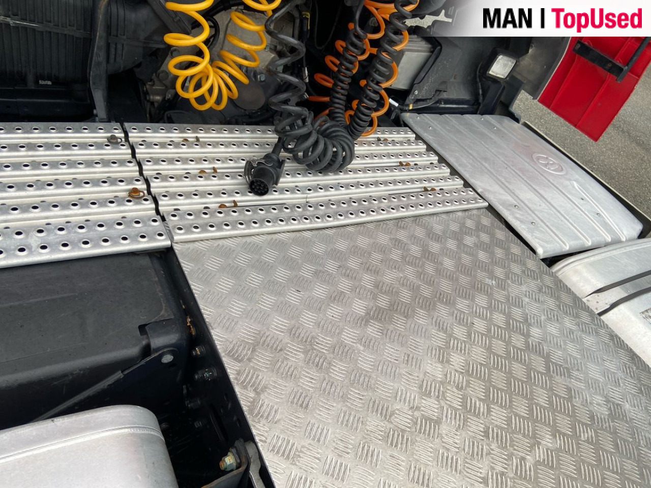 MAN TGX 18.460 4X2 BLS "ADR EX II / AT" - وحدة جر: صورة 4 MAN TGX 18.460 4X2 BLS "ADR EX II / AT" - وحدة جر: صورة 4