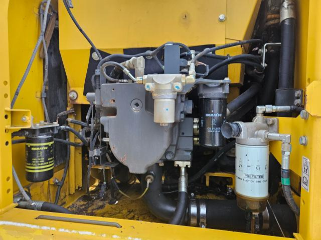 Komatsu PC210LC-10 Long Reach - حفار زحاف: صورة 4 Komatsu PC210LC-10 Long Reach - حفار زحاف: صورة 4