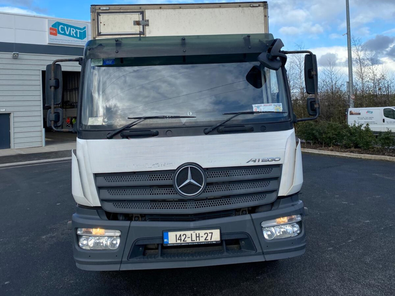 2014 Mercedes Atego 1524 - شاحنة مقفلة: صورة 2 2014 Mercedes Atego 1524 - شاحنة مقفلة: صورة 2