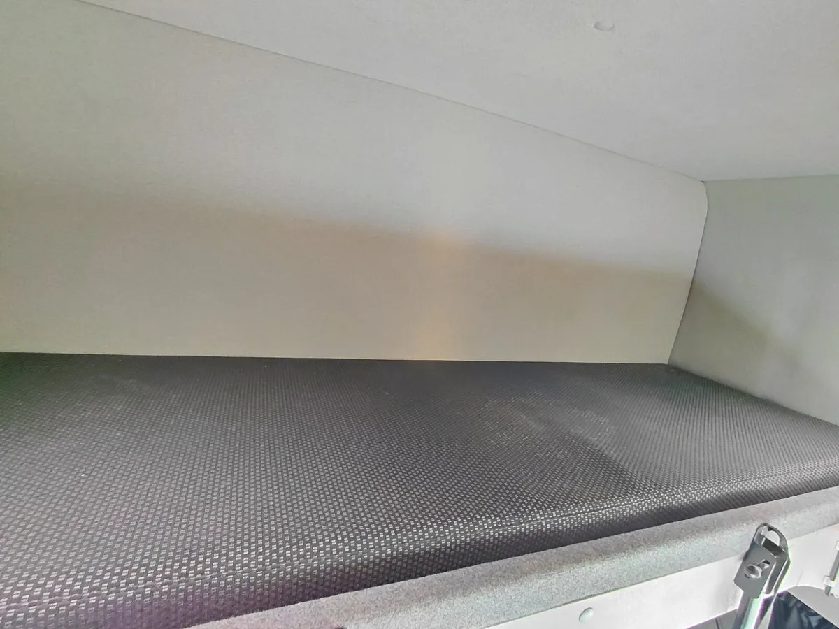 2017 Renault D12 4×2 Double Sleeper Curtainsider - شاحنة ستارة: صورة 2 2017 Renault D12 4×2 Double Sleeper Curtainsider - شاحنة ستارة: صورة 2