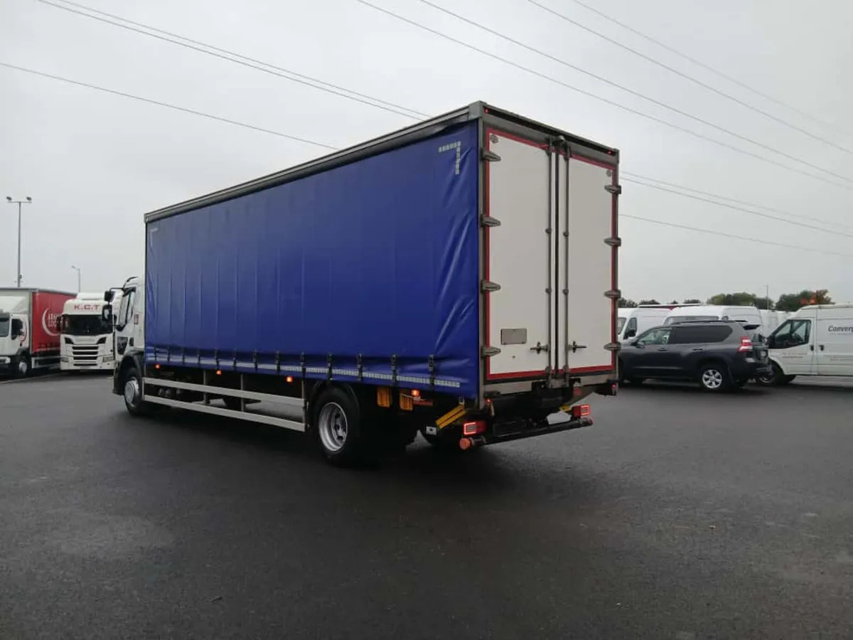 2020 Renault D18 Wide Curtainsider - شاحنة ستارة: صورة 5 2020 Renault D18 Wide Curtainsider - شاحنة ستارة: صورة 5