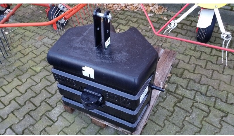 Ballastgewicht / frontgewicht FP PAC 600 kg Frans Pateer gewichtenblok - الوزن المعاكس - الآلات الزراعية: صورة 1 Ballastgewicht / frontgewicht FP PAC 600 kg Frans Pateer gewichtenblok - الوزن المعاكس - الآلات الزراعية: صورة 1