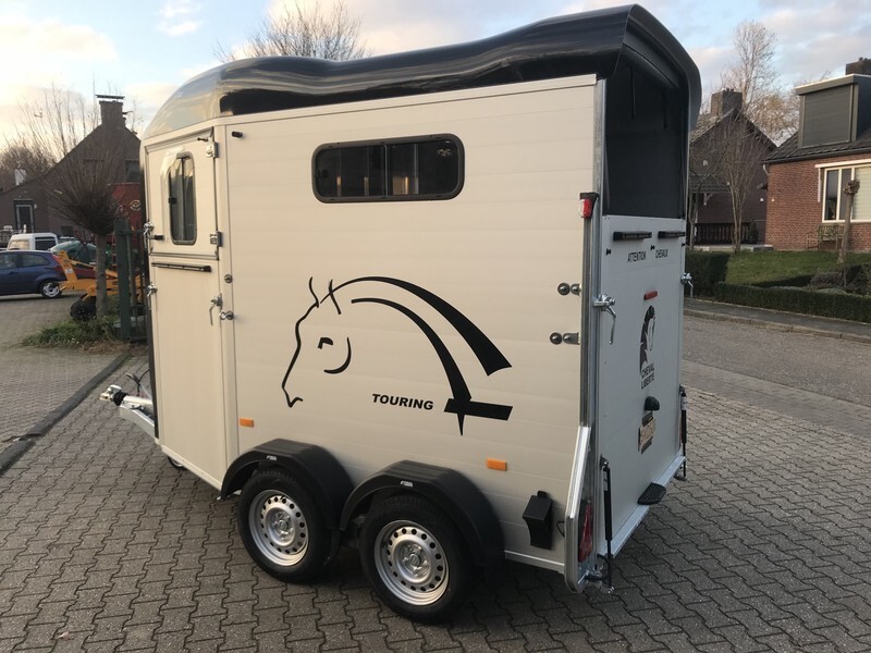 CHEVAL Liberte Touring Country met vooruitloop - عربة نقل خيل: صورة 3 CHEVAL Liberte Touring Country met vooruitloop - عربة نقل خيل: صورة 3