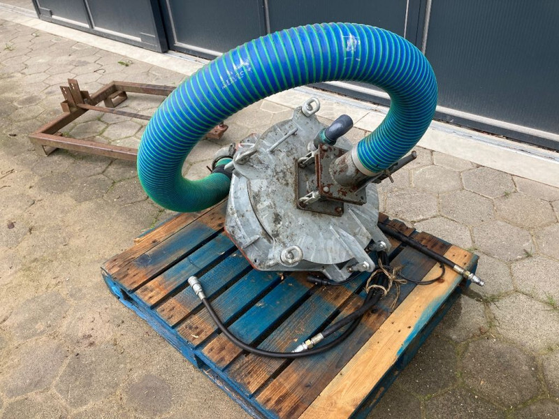 Duport S 1650 - بخاخ مركب على الجرار: صورة 1 Duport S 1650 - بخاخ مركب على الجرار: صورة 1