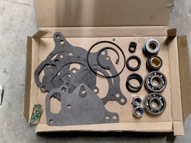 Steyr reparatie set waterpomp - مضخة المبرد - الآلات الزراعية: صورة 1 Steyr reparatie set waterpomp - مضخة المبرد - الآلات الزراعية: صورة 1